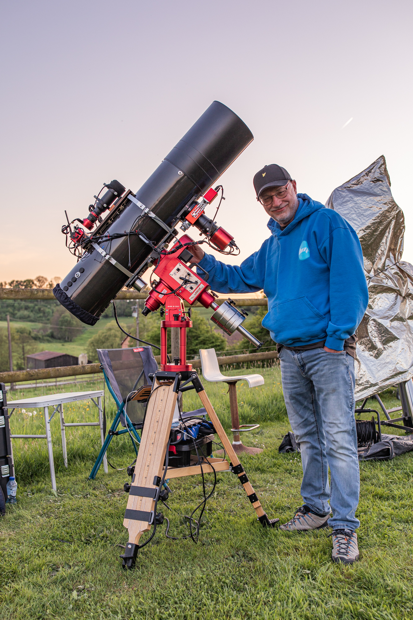 Dick van Kleef, all set for nightfall Dick van Kleef, all set for nightfall